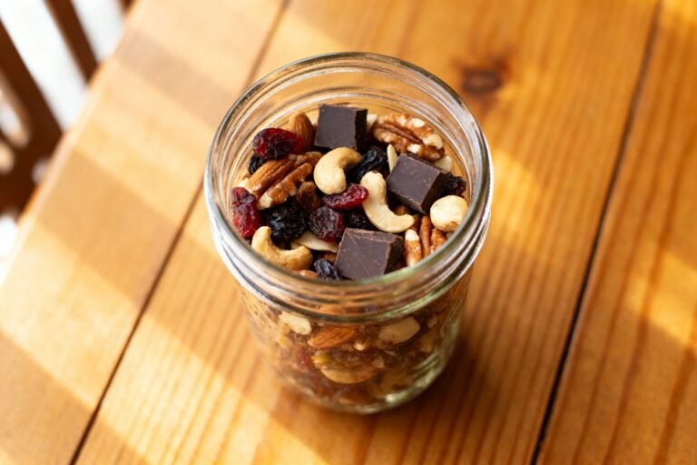 Heart-Healthy Dark Chocolate Trail Mix Snack Recipe