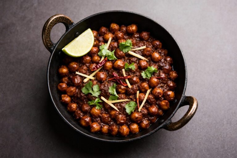 One Pot Pindi Chole Recipe | Easy Authentic Indian Chickpea Curry